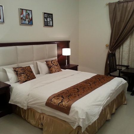 Lara Al Jawf Hotel Apartments Sakakah Phòng bức ảnh