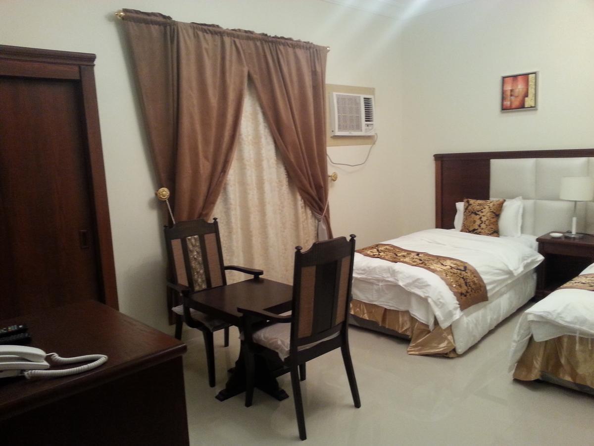 Lara Al Jawf Hotel Apartments Sakakah Phòng bức ảnh